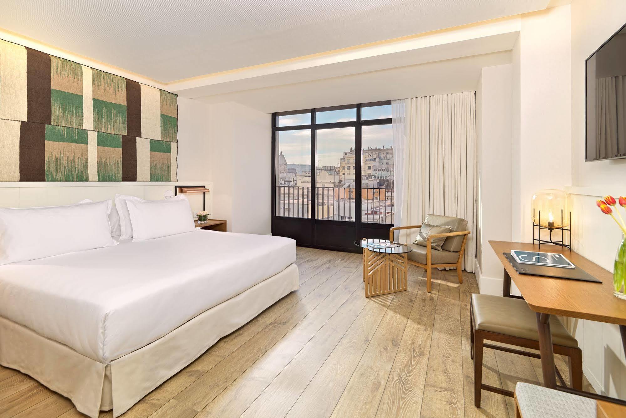 Hotel H10 Cubik 4* Sup 4*